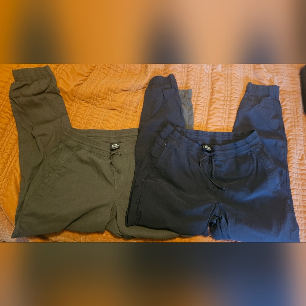 KUHL JOGGERS BUNDLE OF 2